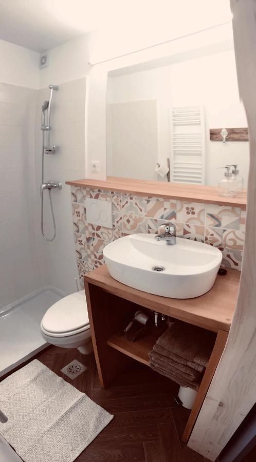 Robidisce B&B Mad Mountain מראה חיצוני תמונה